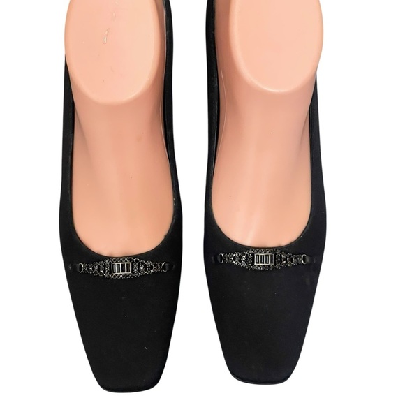 Stuart Weitzman Pump Women's
7.5AA Black Fabric Embellish Slip
On Block Heel - Picture 3 of 14